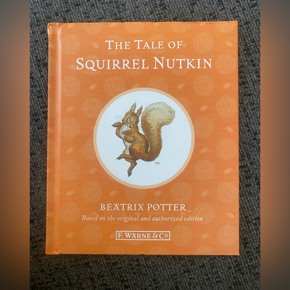 🥕6/$20 Beatrix Potter 'The Tale of Squirrel Nutkin' Orange Book